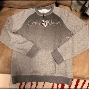 NWT Calvin Klein sweater size m